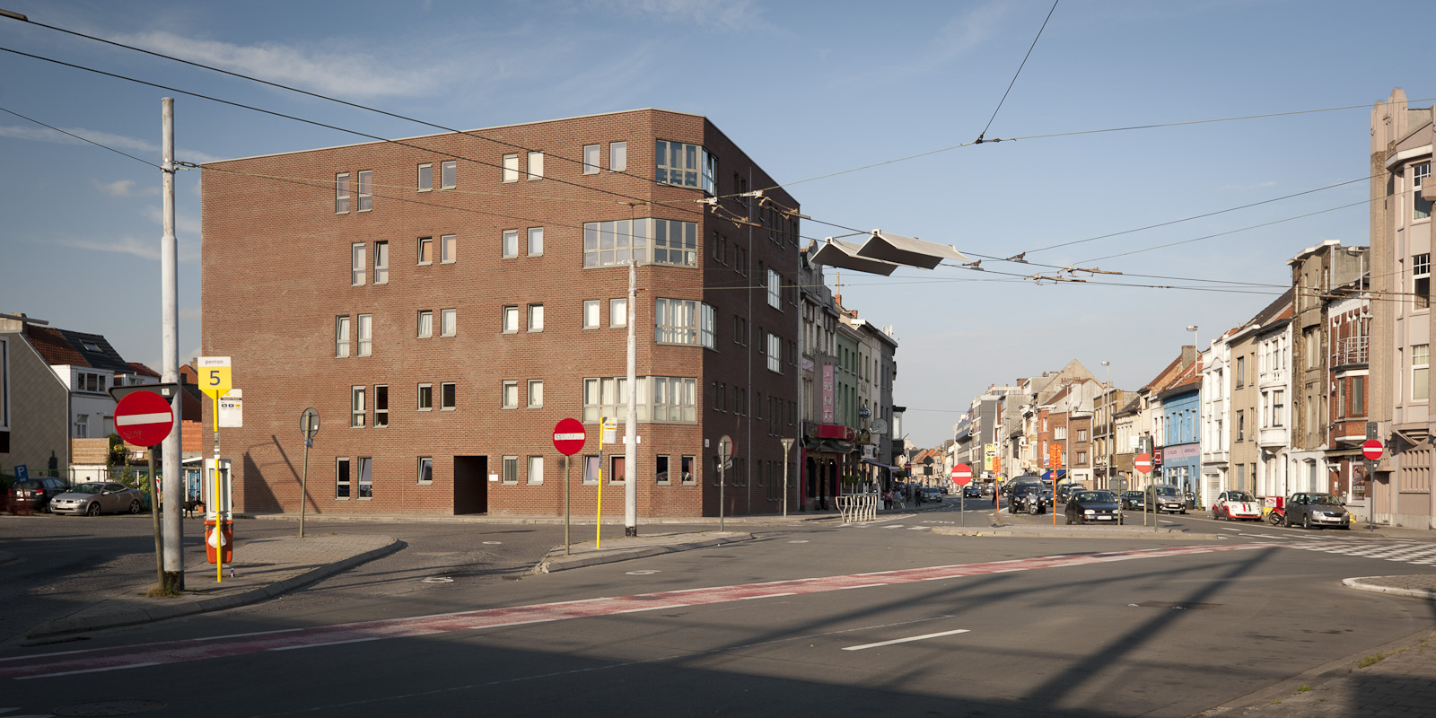 Antwerpenplein Gevelzicht appartementsgebouw aan het Antwerpenplein