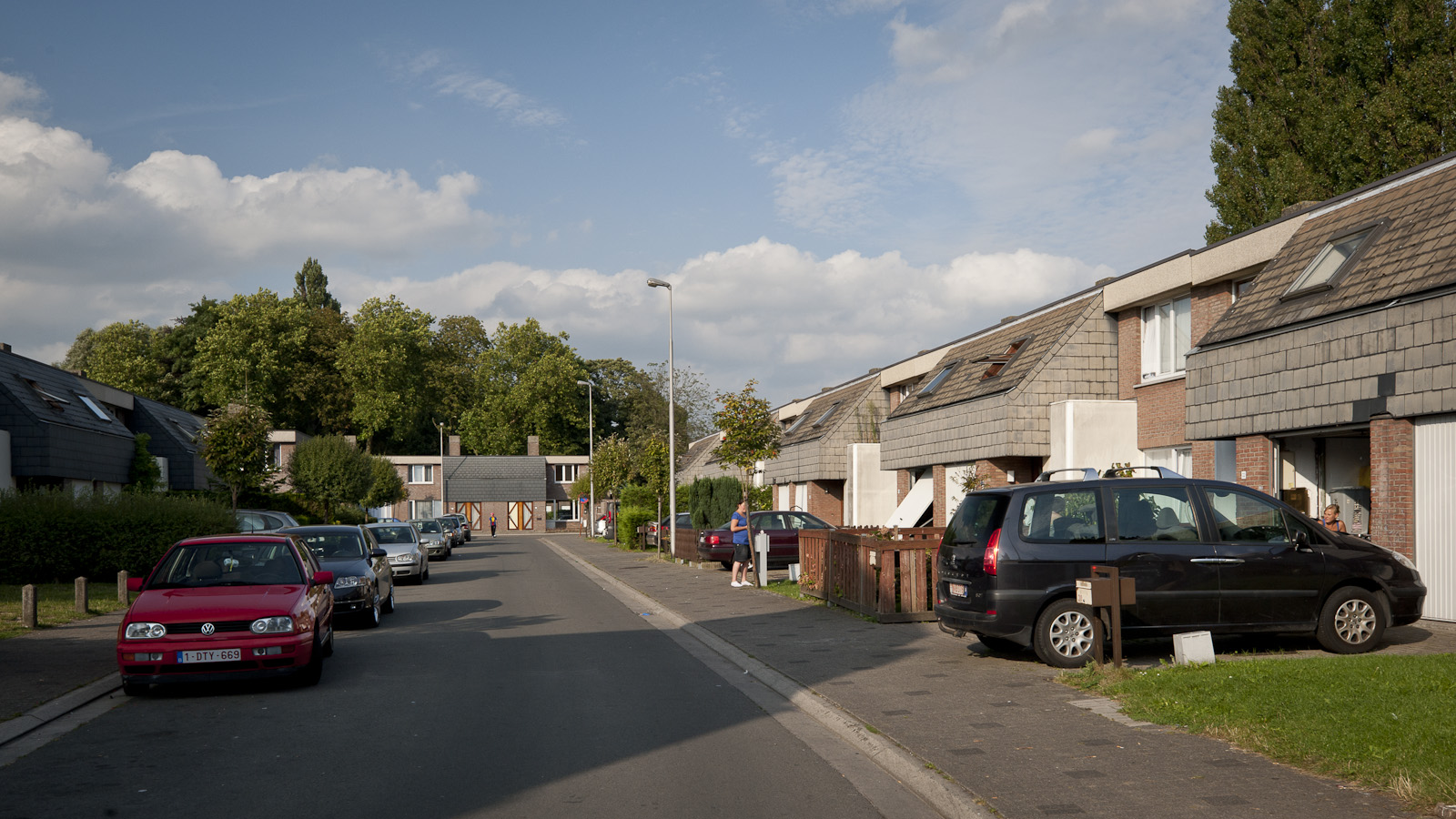 Louis Cloquetstraat - Nieuwewijkstraat Gevelbeeld van de huizen in de Louis Cloquetstraat - Nieuwewijkstraat