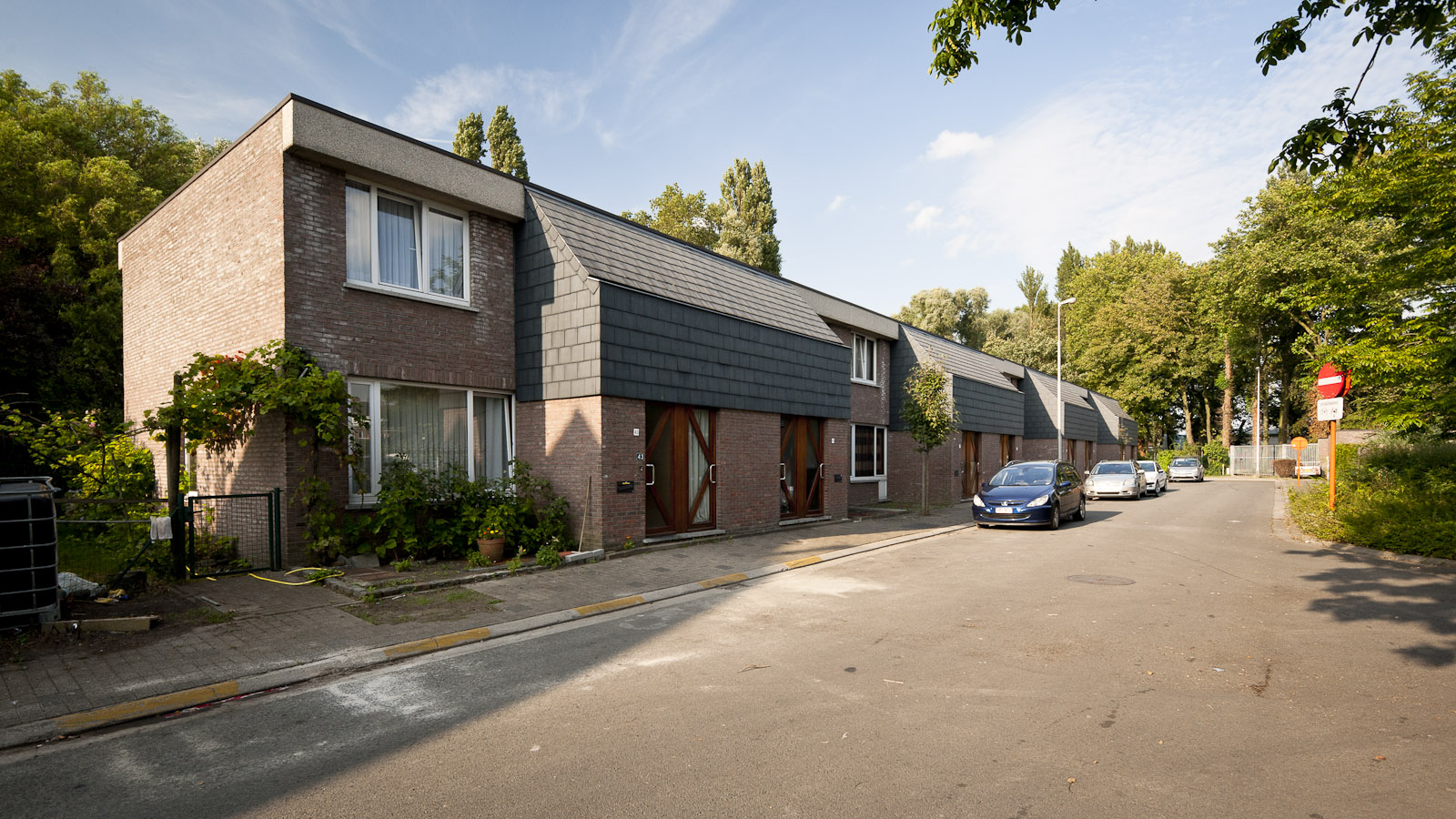 Louis Cloquetstraat - Serafijnstraat Gevelbeeld van de huizen in de Louis Cloquetstraat en Serafijnstraat