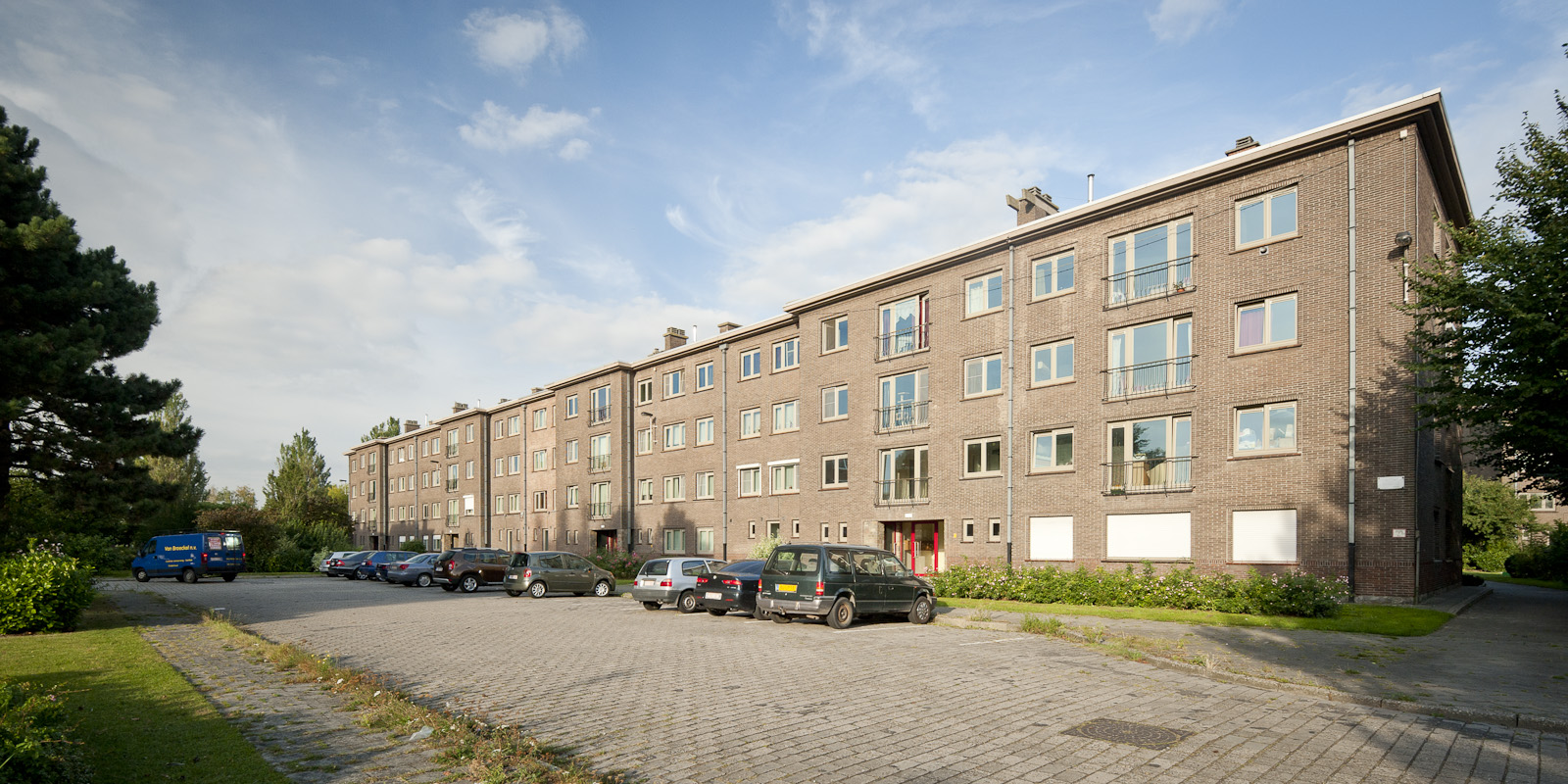 Marseillestraat 72-190 Gevelbeeld van het appartementsgebouw in de Marseillestraat 72-190