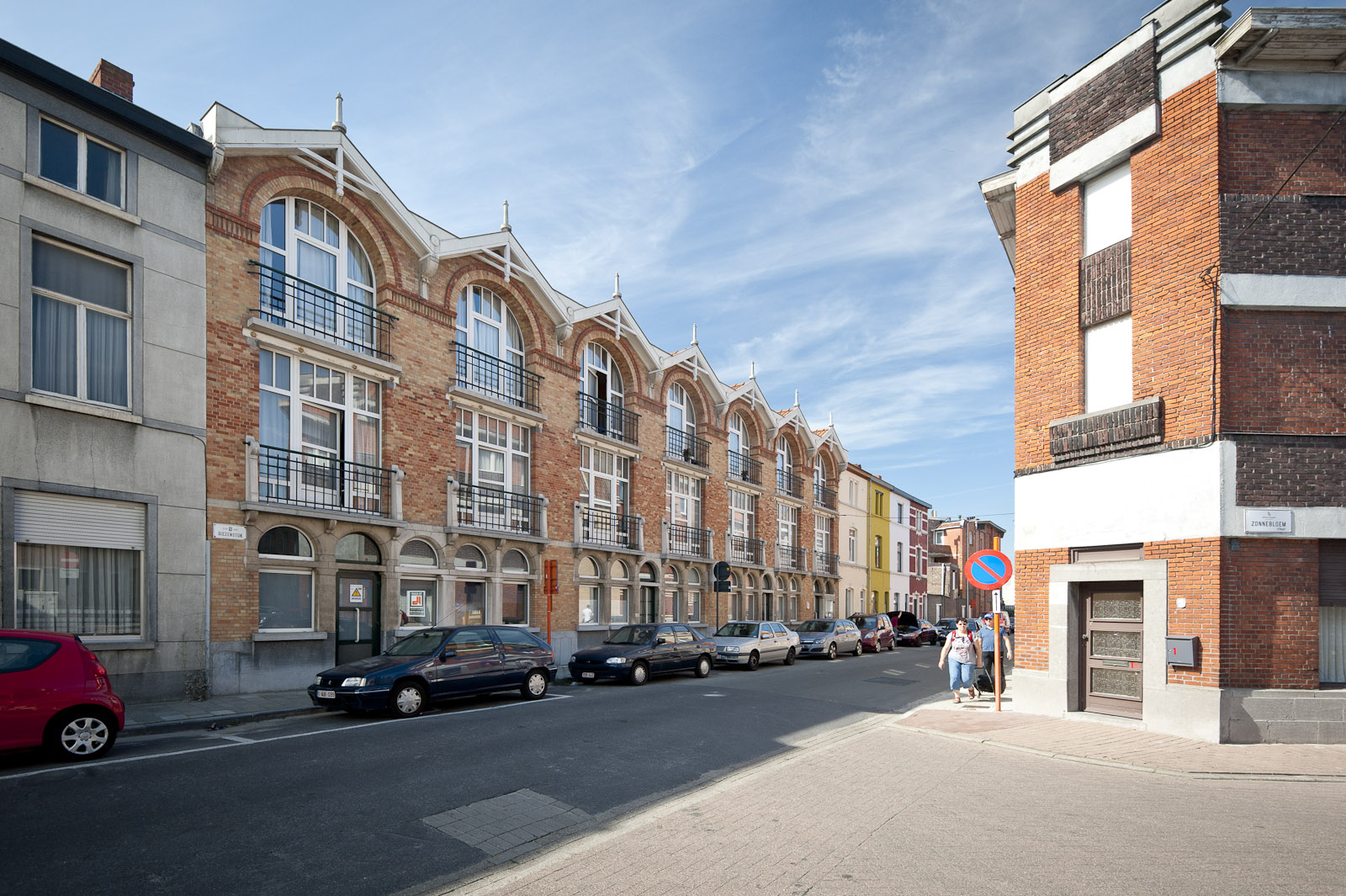 Rooigemlaan - Biezenstuk Gevelzicht appartementsgebouw in de Rooigemlaan - Biezenstuk