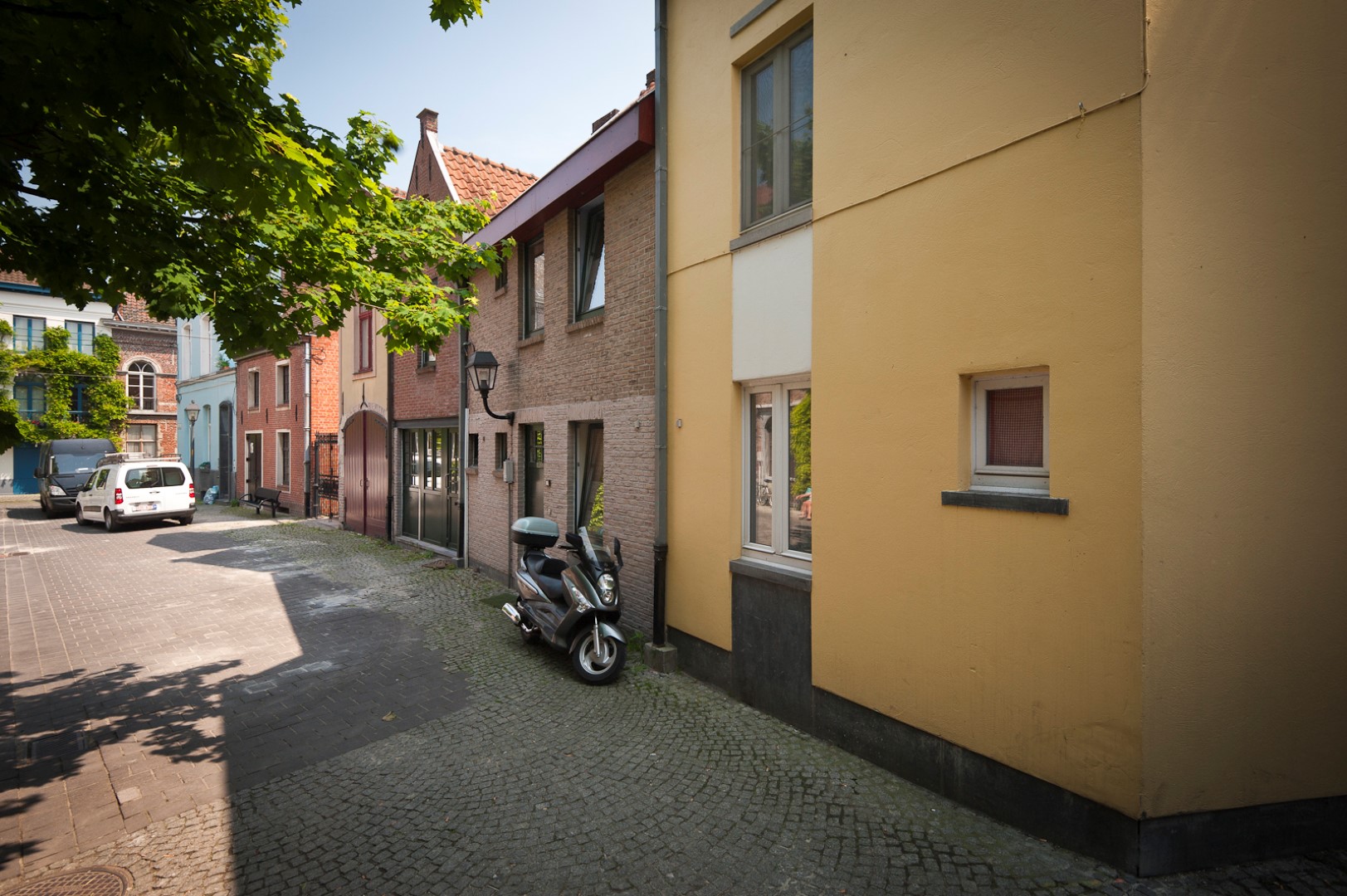 Trommelstraat Gevelbeeld woningen in de Trommelstraat in het Patershol